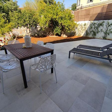 Apartvilla Castropola 외부 사진