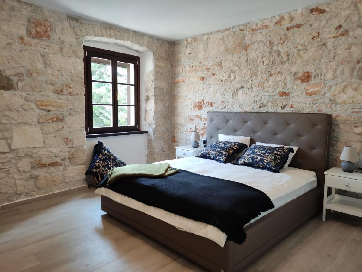 Apartvilla Castropola 외부 사진