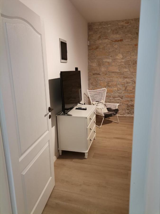 Apartvilla Castropola 외부 사진